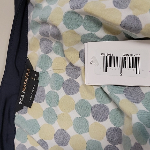 Top - Picture 3 of 3